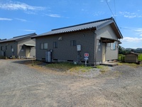 宮崎交通小坂バス停近く、国道沿い